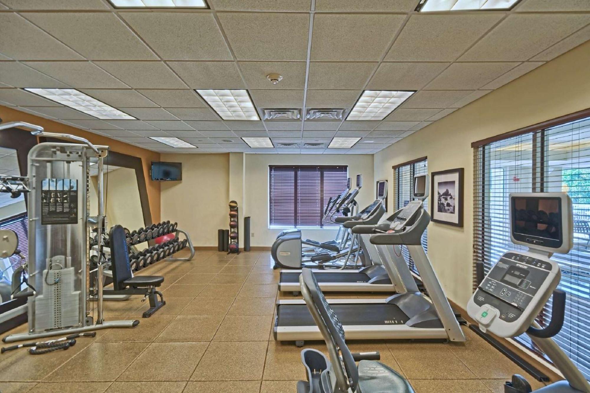 Hilton Garden Inn By Hilton Mount Laurel Ngoại thất bức ảnh